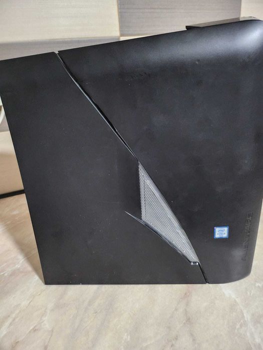 Calculator XR51 I5 (placa video defecta)