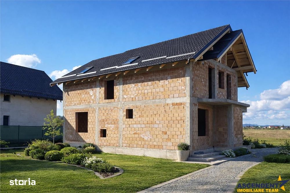 Casa eleganta pe 2 nivele, la 15 minute de Brasov, DJ 112A, finalizata