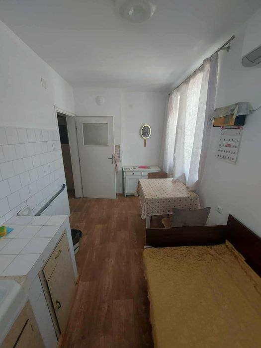 Продава се Етаж от къща в Търговище, Вароша - 130 кв.м за 863 €/кв.м - Снимка #1