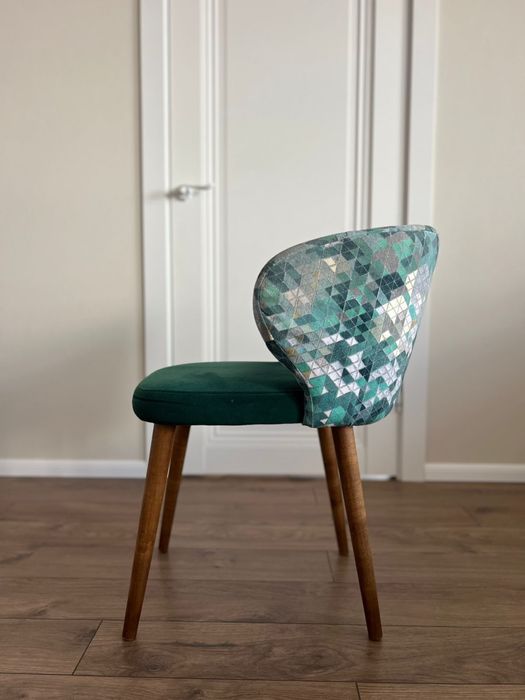 Стулья обеденные