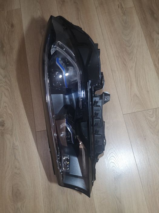 Far bmw g20 Laser full led adaptive stanga