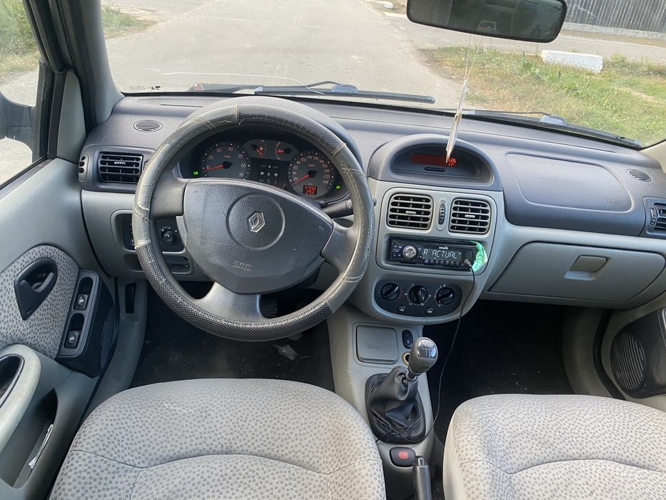 RENAULT Clio 2006 — imagine 4