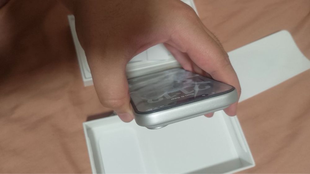 iPhone 17 Pro 256GB – Natural Titanium