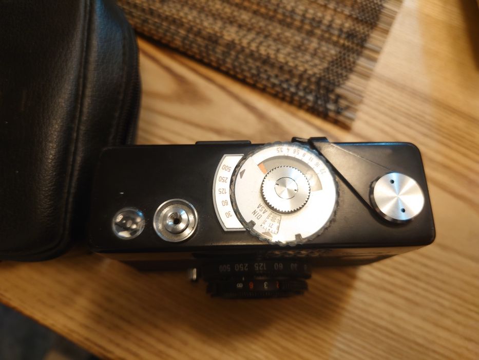 Aparat foto compact Rollei B35