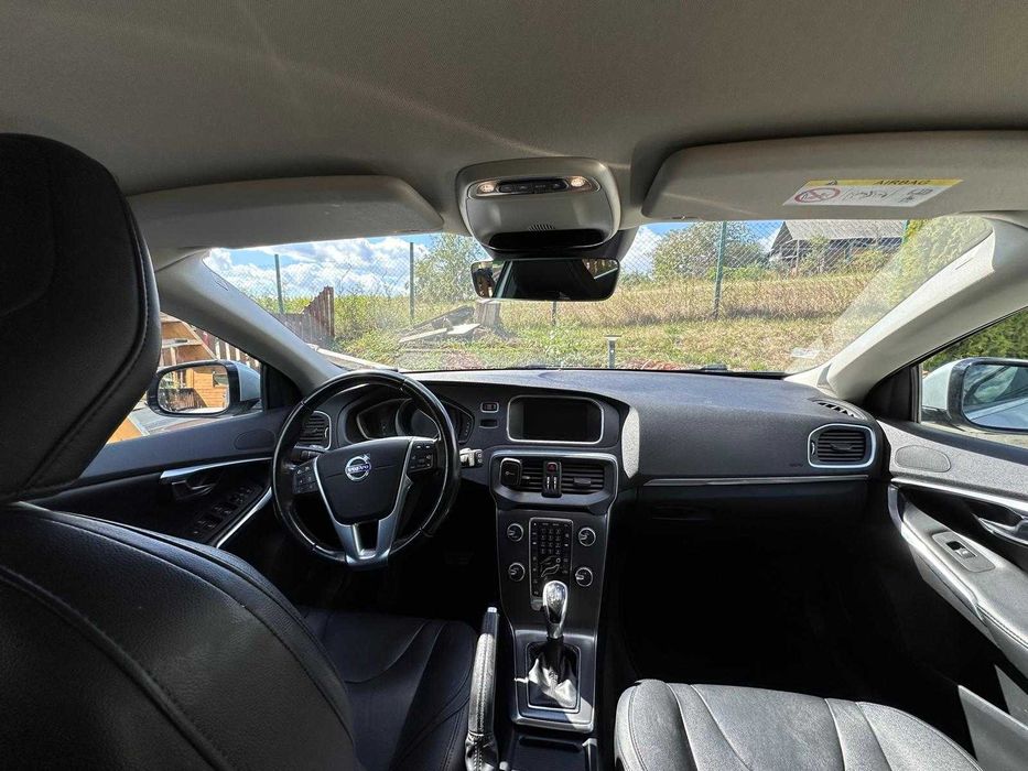 Volvo V40 D2 Summum Geartronic 2015