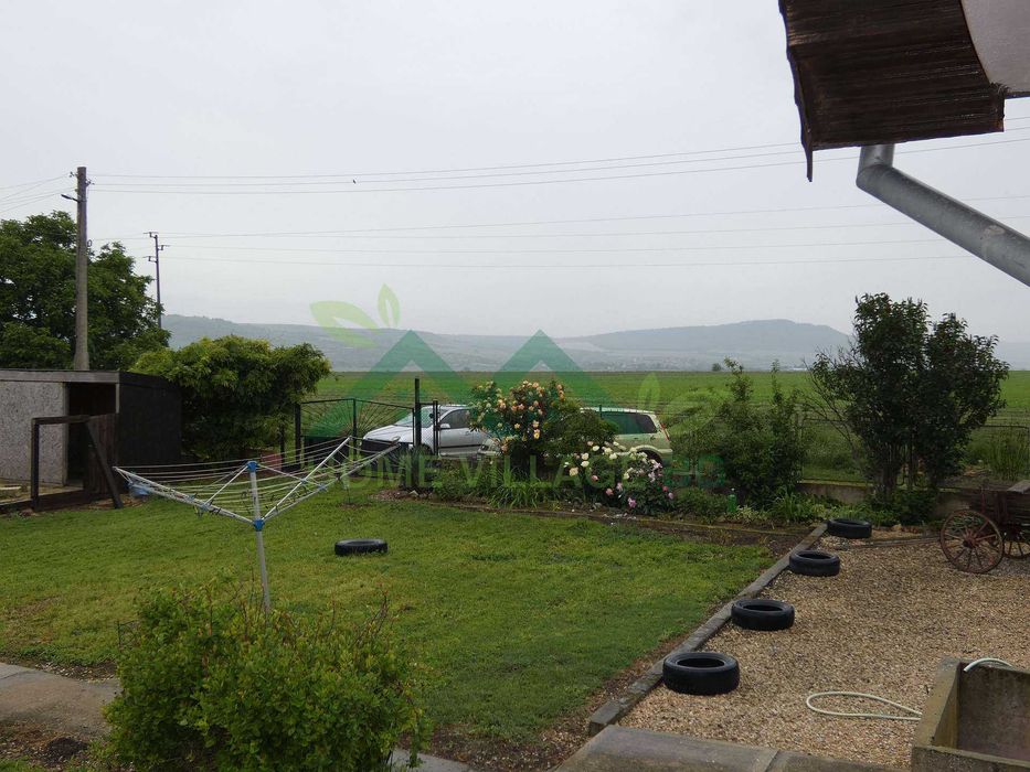 Прекрасна къща, готова за ползване, само на 10 минути от Провадия