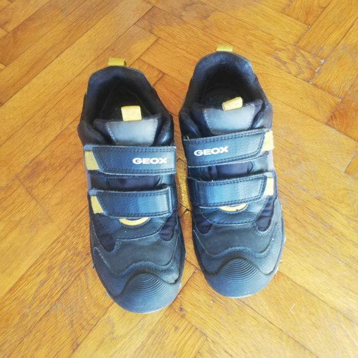 Geox детски обувки 36