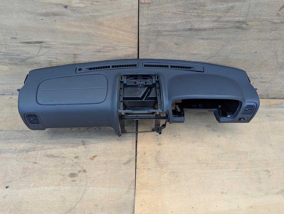 Торпеда панель на Ниссан Террано R50