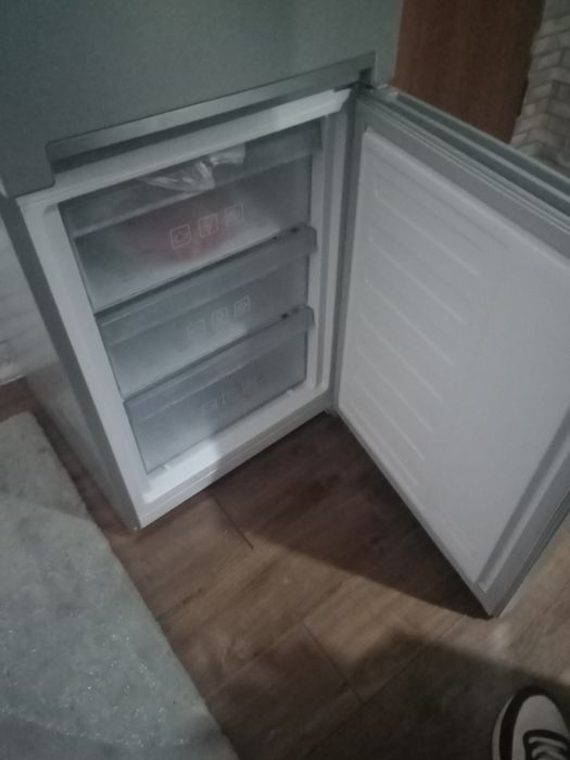 Продам холодильник Beko