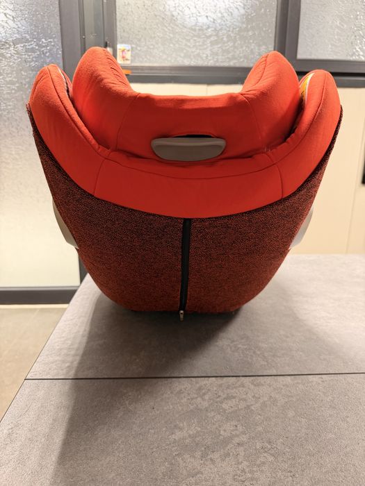 Столче за кола Cybex Sirona Z-isize + база