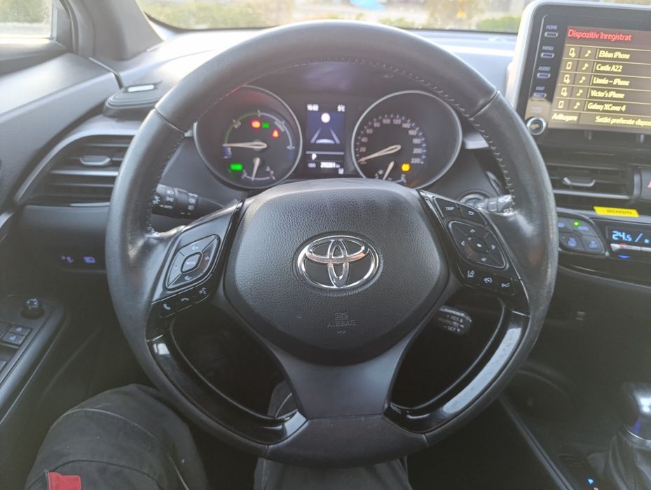 11322 +tva Toyota C-HR Hybrid 1.8 benzina din 2020 cu 290000 km 1
