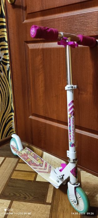 Продам самокат детский