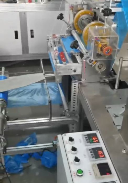 Продается бахила машина. В наличии