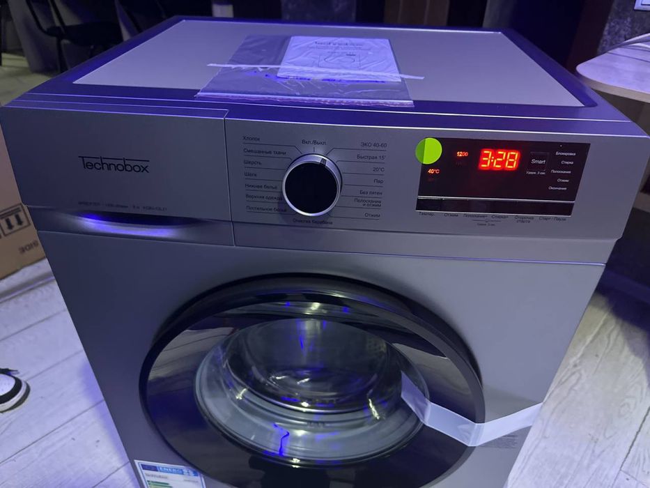 Стиральная машина автомат Technobox KG70-12L21