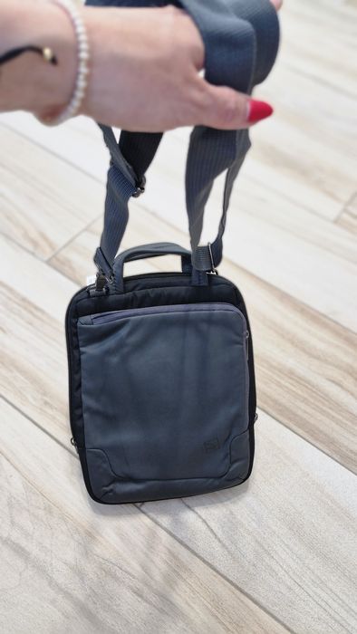 Чанта за таблет/