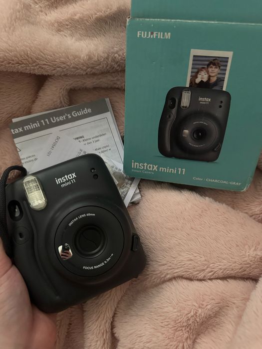 Фотоаппарат Instax mini 11, черный