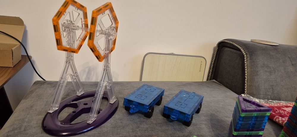 Piese magnetice Magna Tiles