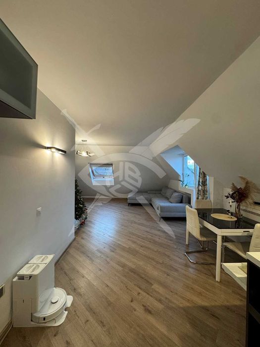 Продава се Тристаен апартамент в Бургас, Зорница - 118 кв.м за 1578 €/кв.м - Снимка #2