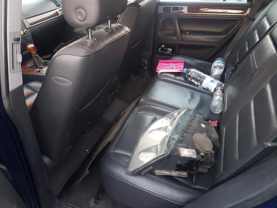 На Части! Volkswagen Touareg 2.5 TDI R5 Ръчка Подгрев Люк Парктроник