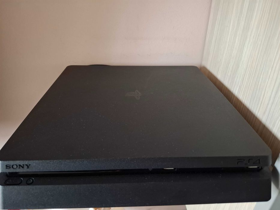 PS4 Slim + Джойстик + FIFA 21 + Minecraft