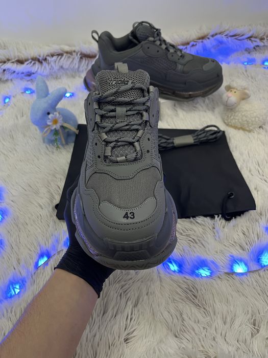 Balenciaga Tripple S