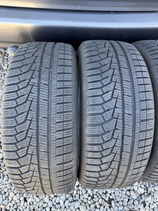 Hankook 215/55/17 M+S / Dot2023 / Ca NOI !