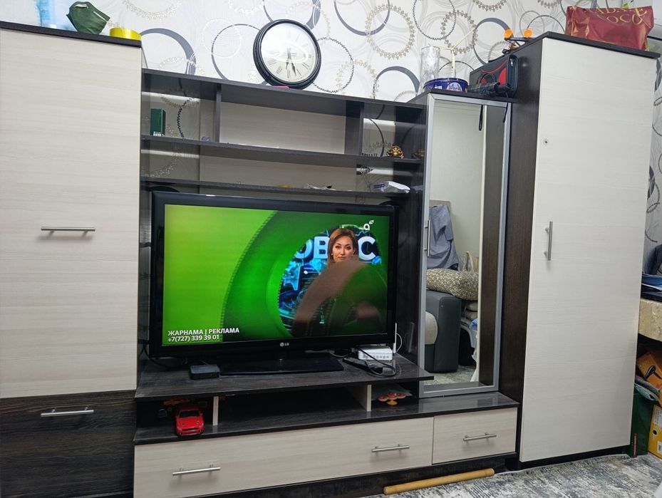Продам телевизор