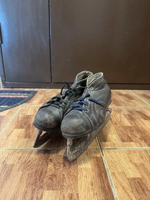 Продается коньки