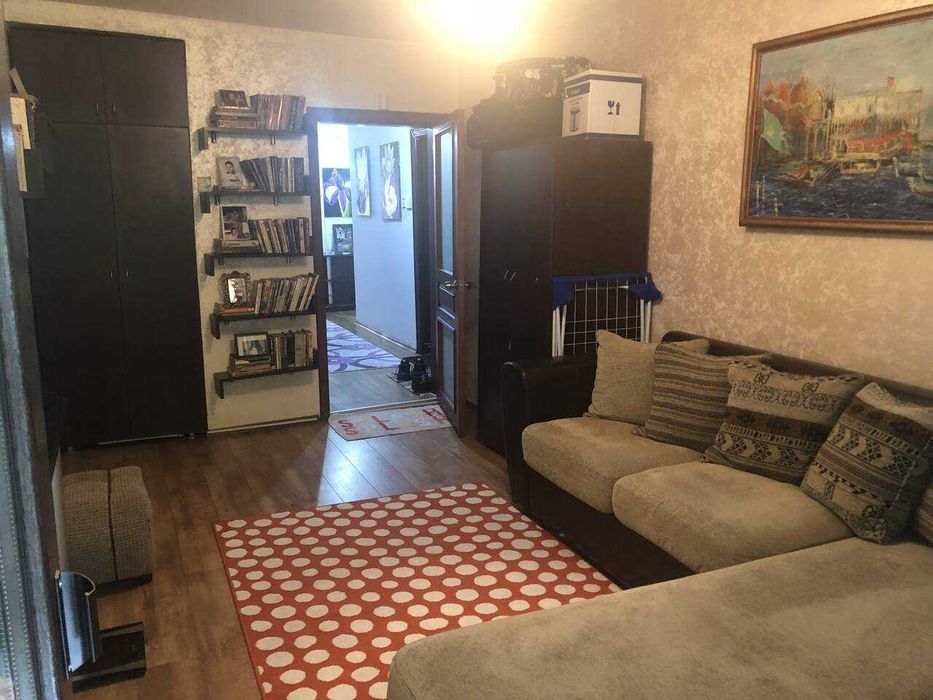 Продава се Тристаен апартамент в Бургас, Възраждане - 94 кв.м за 2394 €/кв.м - Снимка #2