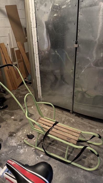 Продаю бу санки для детей