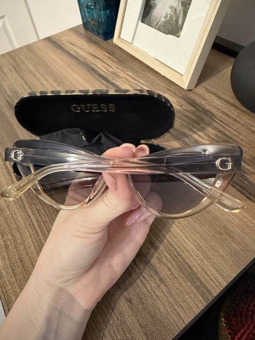 Дамски очила GUESS