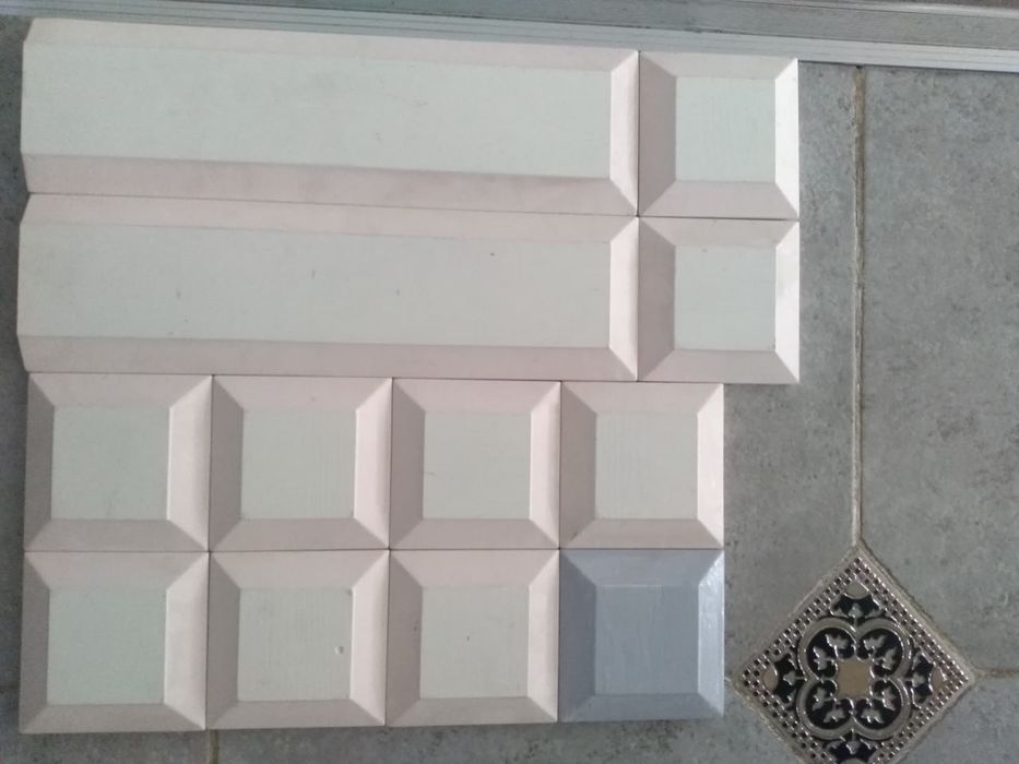 НОВЫЕ от ДОРОГИХ дверей " печеньки" и " сапожки" МДФ , 12 ед - 340тыс