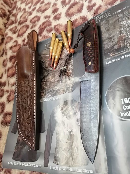 Нож от дамаска стомана