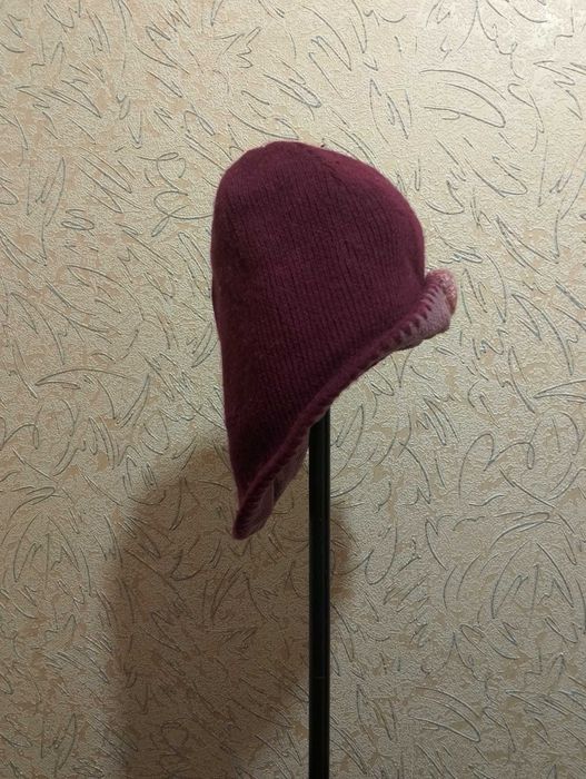 Шапки для девочек, разные (см. фото)