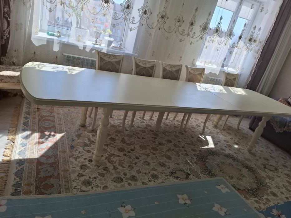 Стол+ 16 стульясымен