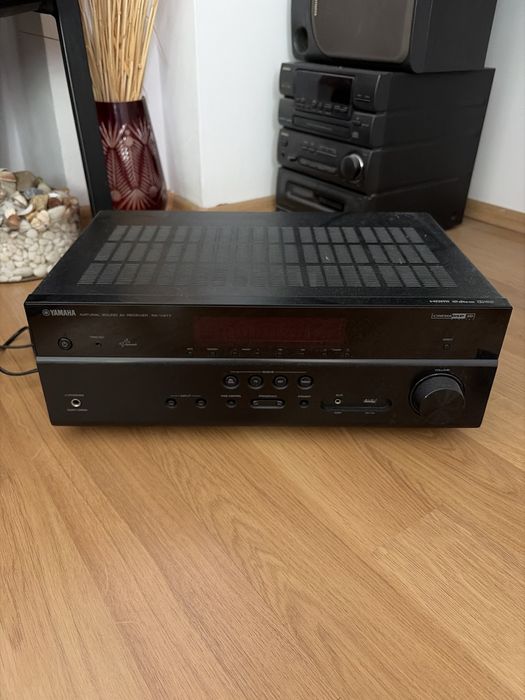 Statie Yamaha RX-V477