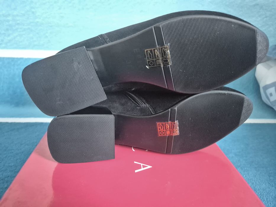 Ghete Epica marime 37