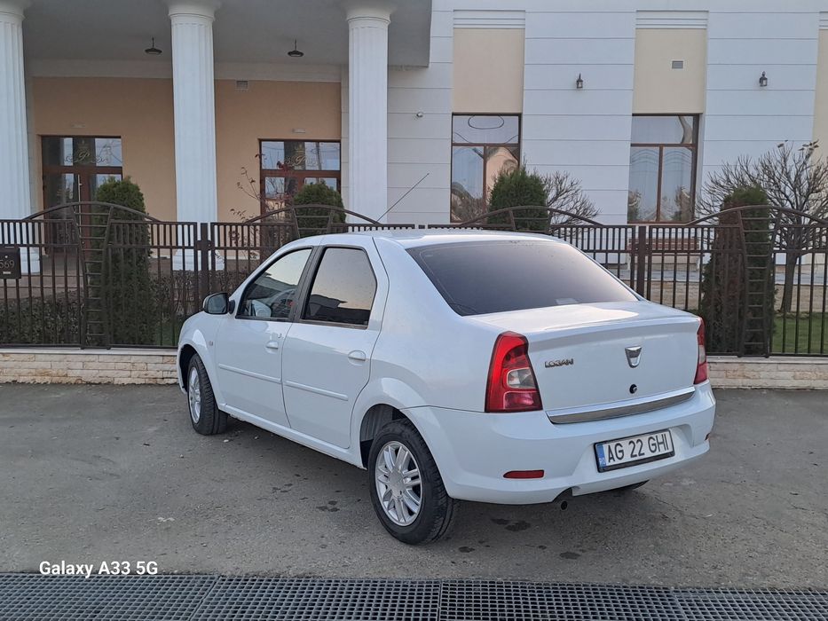 Dacia Logan 1.5 Dci 90cp Proprietar în acte
