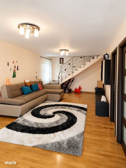 Casă P+1 de vânzare – Craiova, Strada Dobrogea – 220.000 €