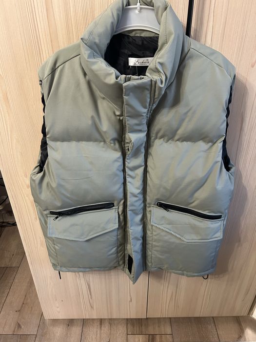 Продам безрукавку новая L-Xl