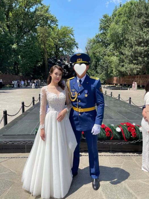 Свадебное платье