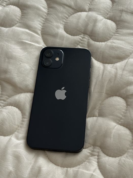 продам iphone 12