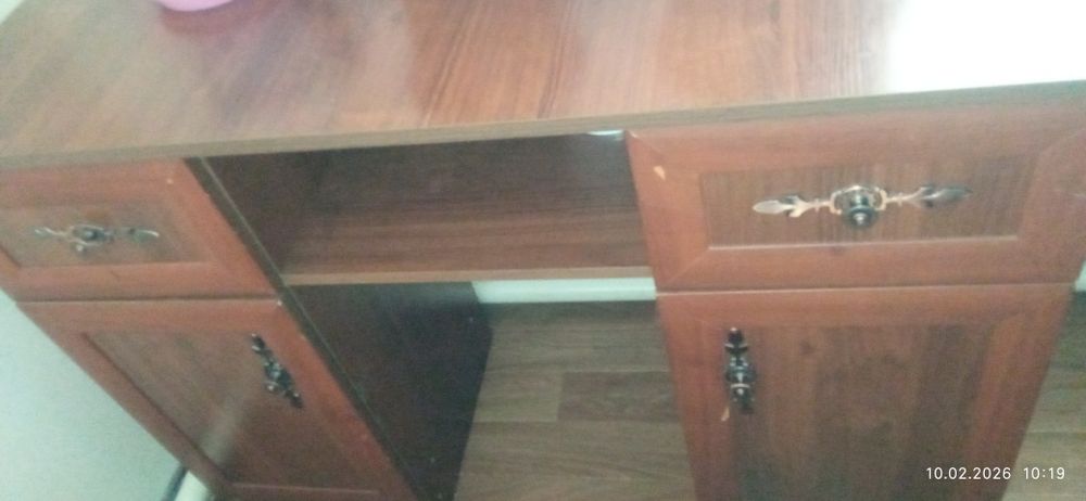 Продам комоды и тумбы