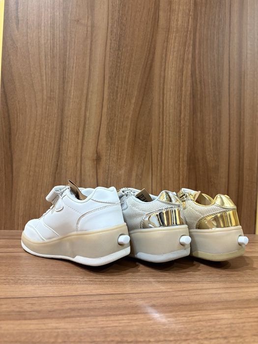 Детски маратонки с прибиращи се колелца размери от 30 до 39 ТОП ЦЕНА!!