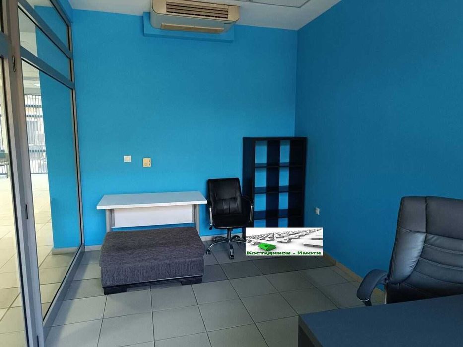 Дава се под наем Офис в Пловдив, Център - 279 кв.м за 1947.69 € - Снимка #10