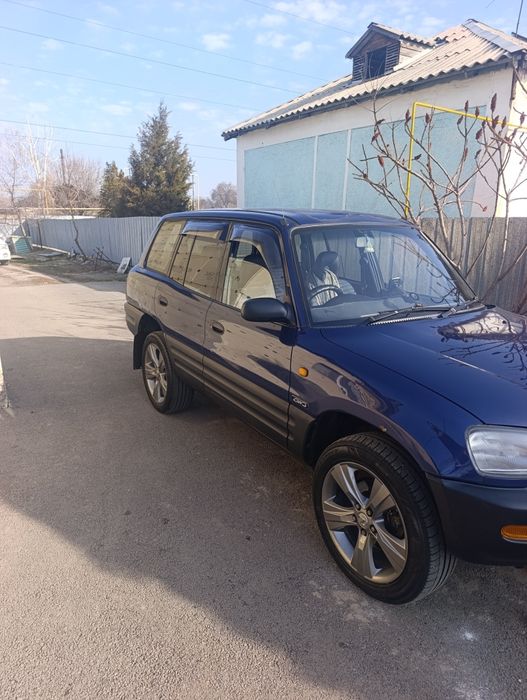 Продам Рав 4 в хорошем состоянии