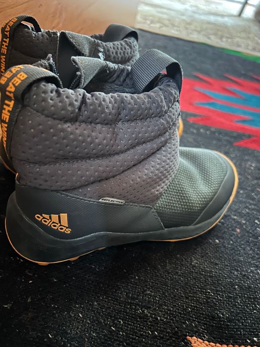 Детски ботуши Adidas номер 32