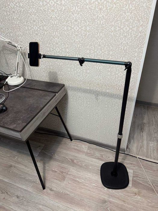 Штатив для телефона