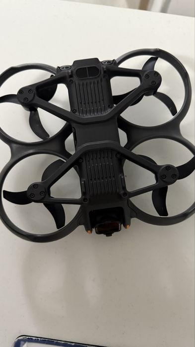 Дрон Dgi avata 2