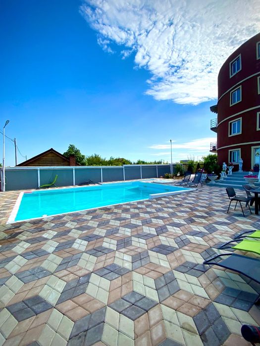 Cazare Costinesti cu Piscina Acceptam VOUCHERE